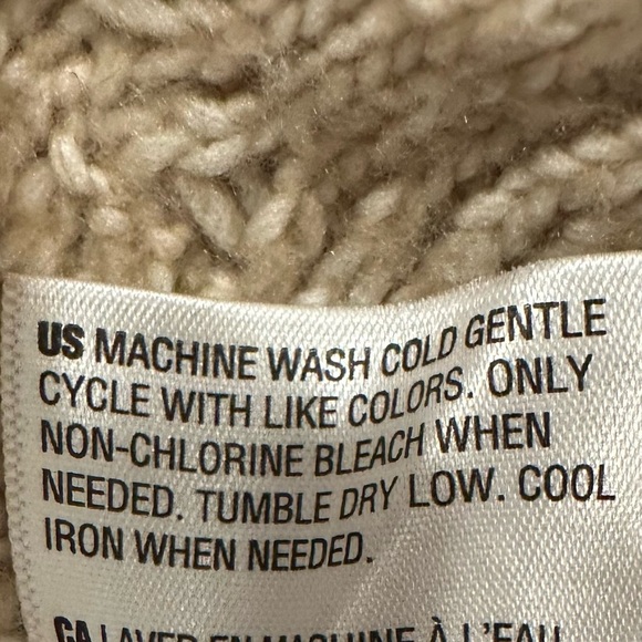 Beautiful And Now This Cable Knit Recycled Blend Sweater Vest  size L - Picture 5 of 5